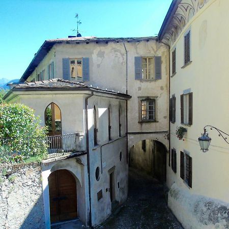 شقة Il Granaio Di Palazzo Guicciardi San Bernardo  المظهر الخارجي الصورة