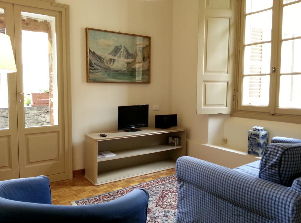 شقة Il Granaio Di Palazzo Guicciardi San Bernardo  المظهر الخارجي الصورة